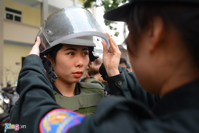 Tet cua nhung bong hong canh sat dac nhiem-Hinh-4